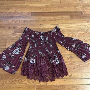 Off the shoulder